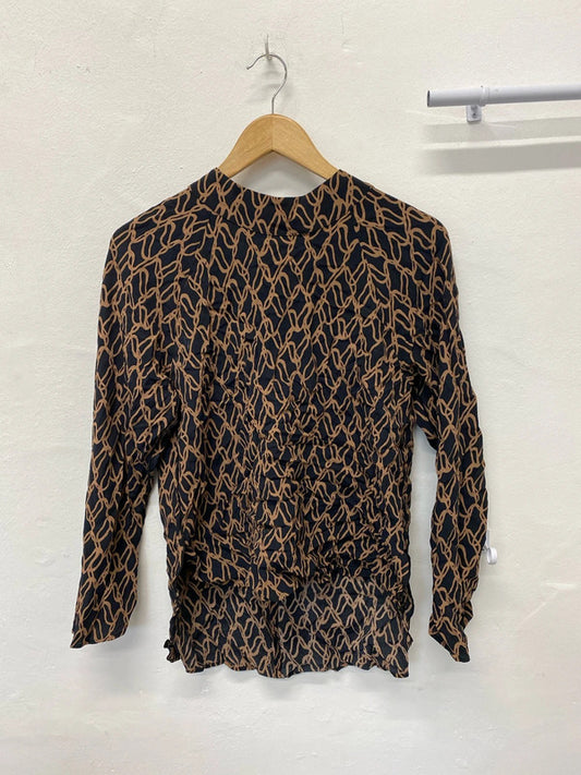 Fabulous M&S black & fawn chain pattern high neck top Uk12 Autograph LD003