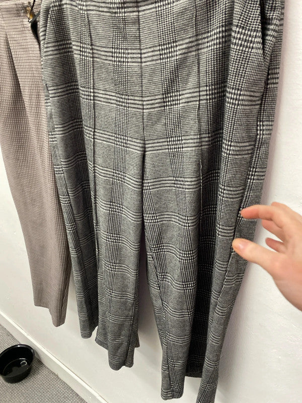 Fab woman’s size 16 Bundle Fila River Island classics JG001