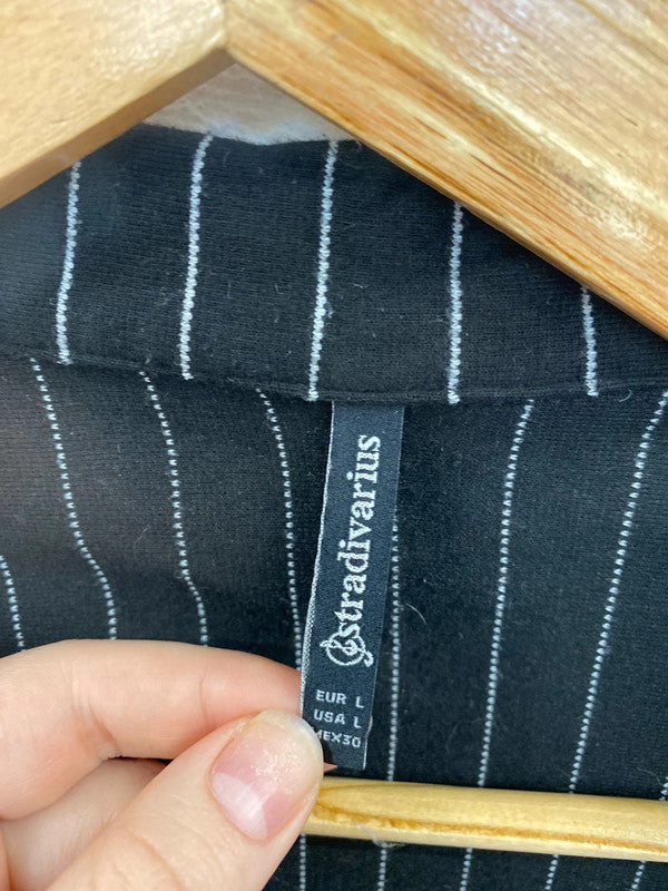 Stradivarius Stylish Black & White Pinstripe Cardigan Size L LD003