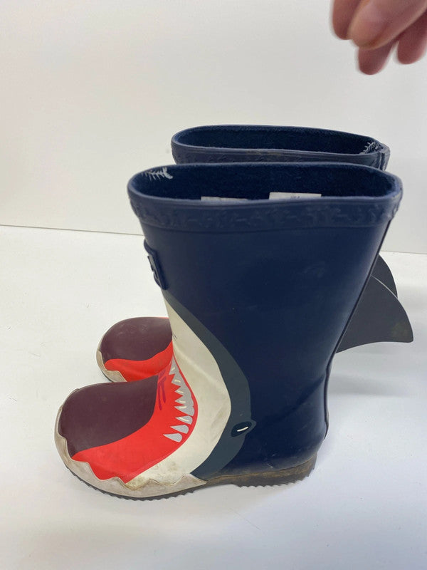 Fabulous Boys Shark wellies Uk8 boys EUR 25 MD002