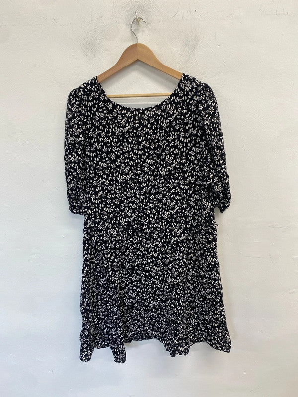 Stunning smock dress by george black white floral midi UK 20 RG021