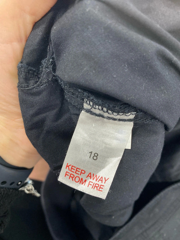 Lovely Bm casual black cropped trousers UK 18 YM001