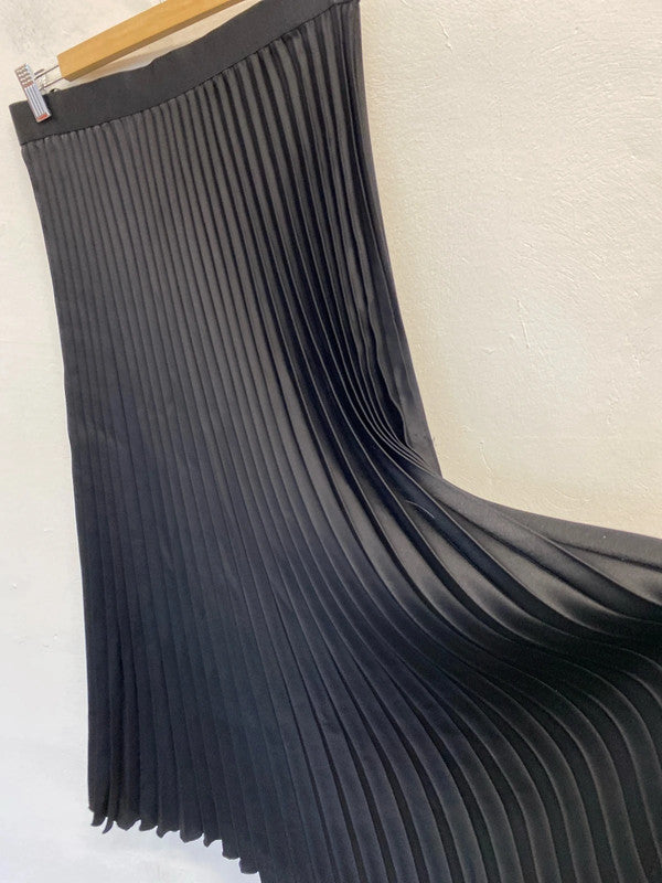 Fabulous YAS pleated black midi skirt classic design elastic waist UkL JR001