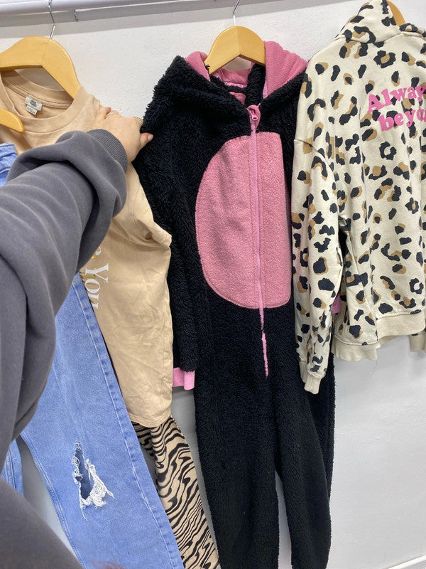 Bundle 21 girls clothing age 11-12 Zara new look JS004