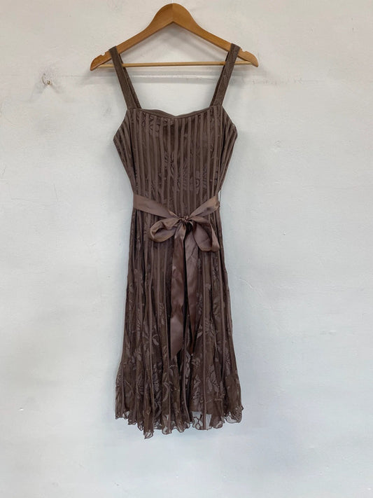 Fabulous Jacques Vert fawn brown occasion Dress fit & Flare Uk12 KS003