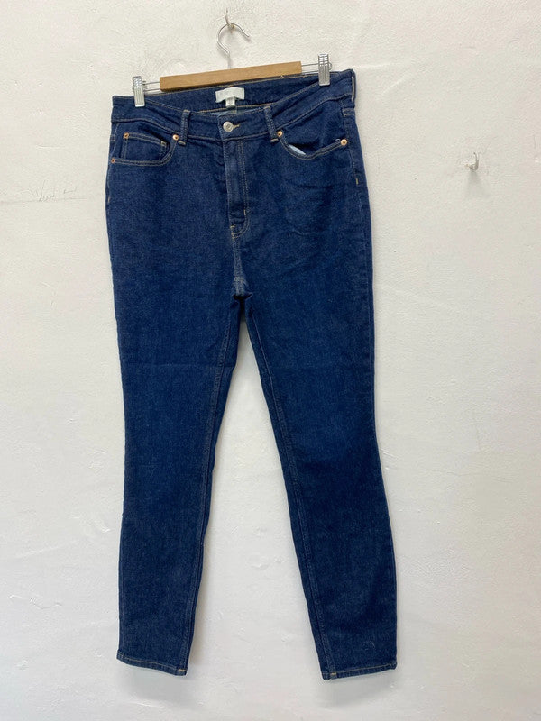 Fabulous H&M dark blue tapered denim jeans Uk16 KM003