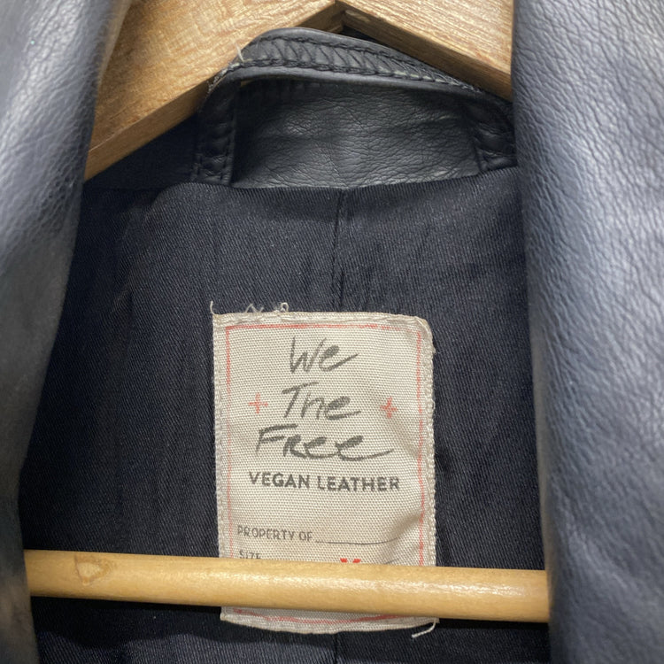 Free People Isabelle Distressed Vegan Leather Moto Jacket Size M SS002