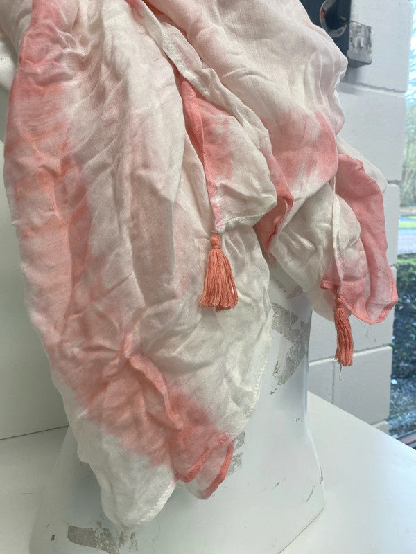 Fabulous pink & white dip dyed with tassels River Island KM004