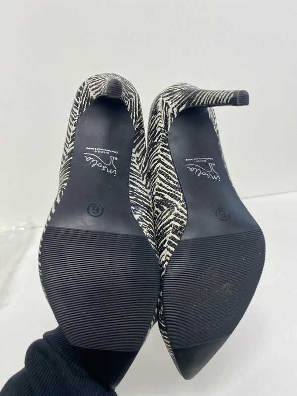 Stunning zebra detail faux snakeskin heels courts UK6 M&S LB005