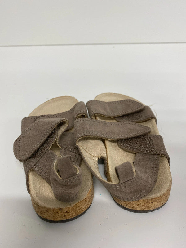Fabulous boys summer shoes sandals & trainers Clark’s size 22 / 5.5 #14 LN001
