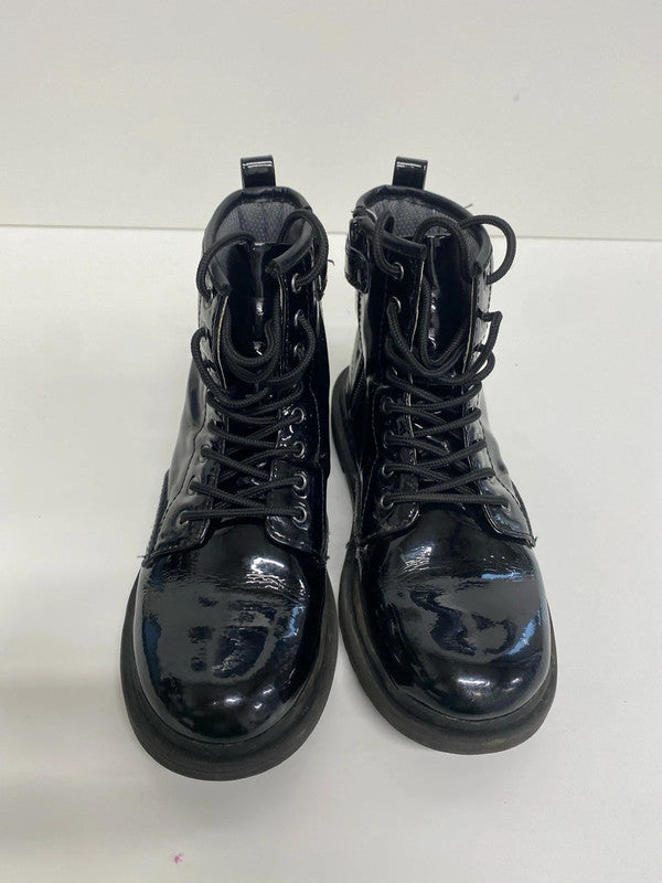 Classic Lelli Kelly patent lace up boots UK1 33 MA003