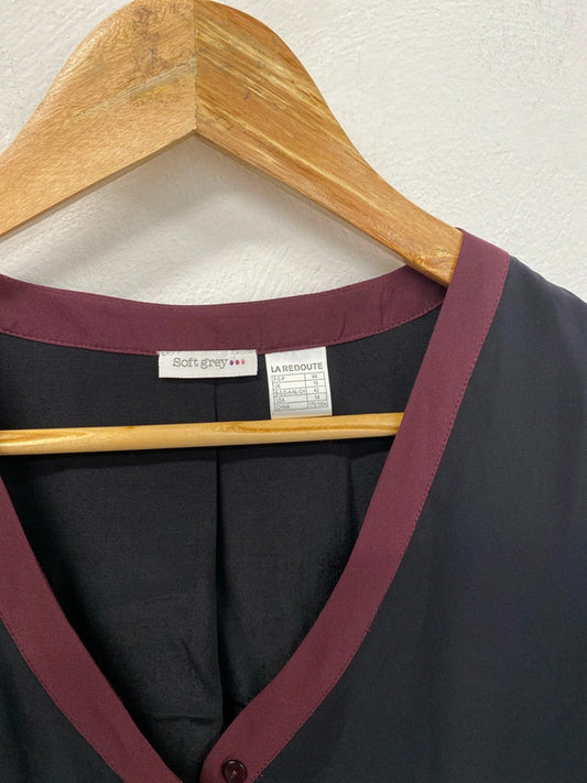 Gorgeous La Redoute soft grey sheer tunic shirt black burgundy 16 KM003