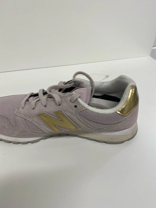 Fabulous New Balance 520 Lilac & Gold trainers Uk7 NN001