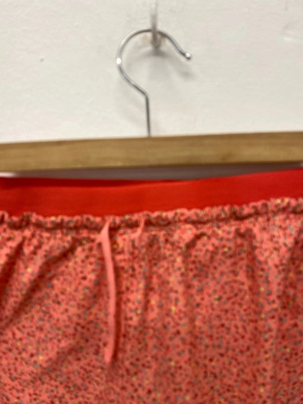 Fabulous Nike Dri-Fit ditsy coral orange shorts UkXL NN001