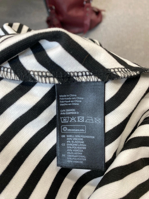 Cute humbug monochrome retro fit & flare mini dress a Uk10 H&M LD003