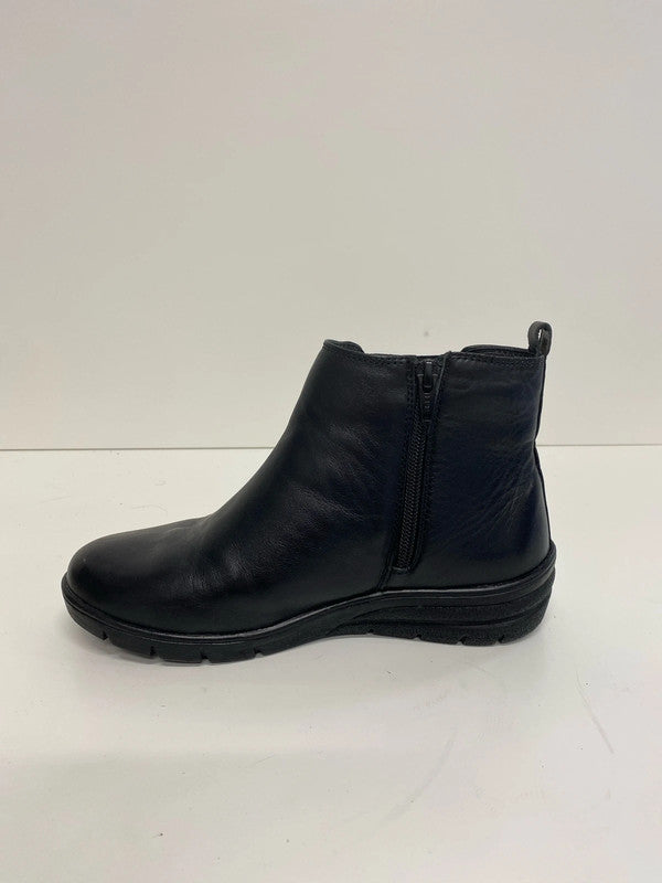 Pavers Chic Black Leather Ankle Boots UK 4 NC001