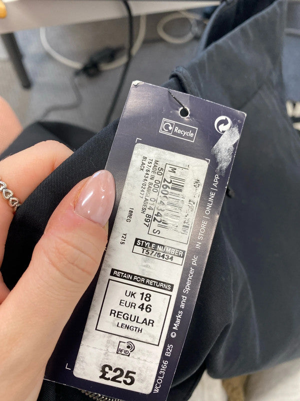 Lovely marks and Spencer reg length navy trousers UK 18 KN002