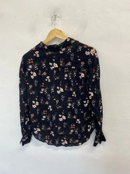 Lovely m&s black floral shirt blouse UK 10 JH001