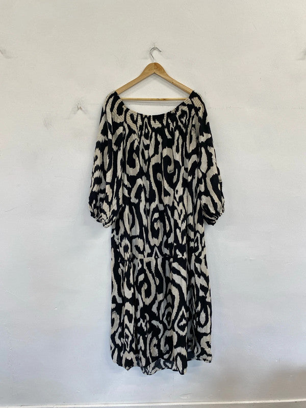 Fun and flirty H&M smock dress uk 14 NC001