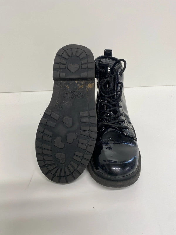 Classic Lelli Kelly patent lace up boots UK1 33 MA003