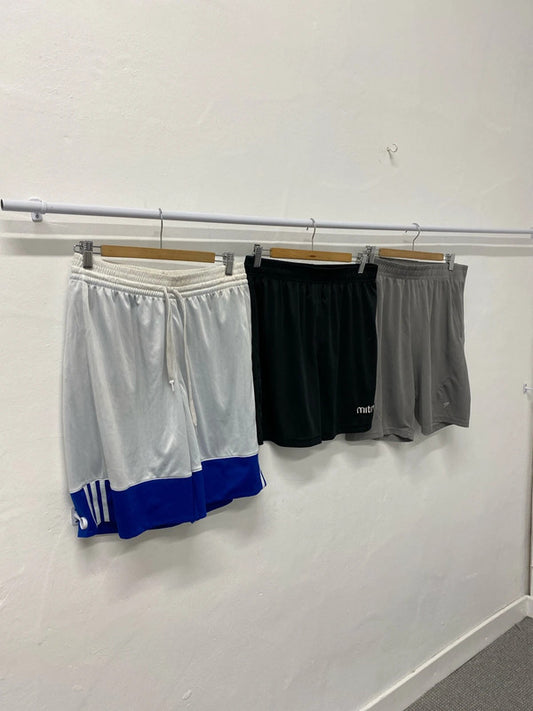 Trip of Men’s sports shorts x 3 Bundle 22 Adidas DS002