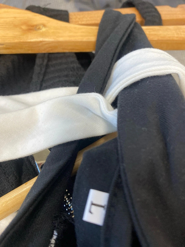 Fab duo of Shein tops black & white monochrome UkL #11 SG090