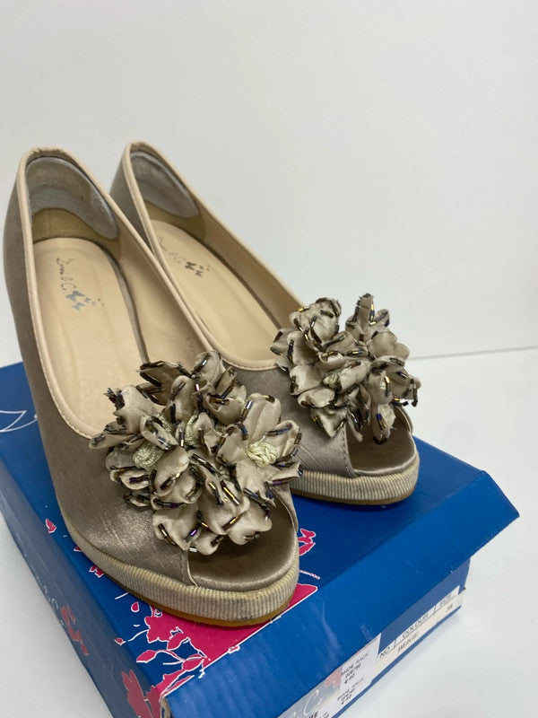 Zanni & Co champagne wedge occasion or events shoe Uk5 Eur 38 GK002