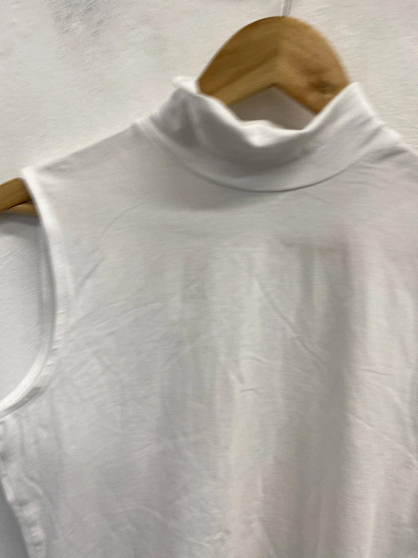 Lovely Marks & Spencer white turtleneck sleeveless top UK 10 MM005