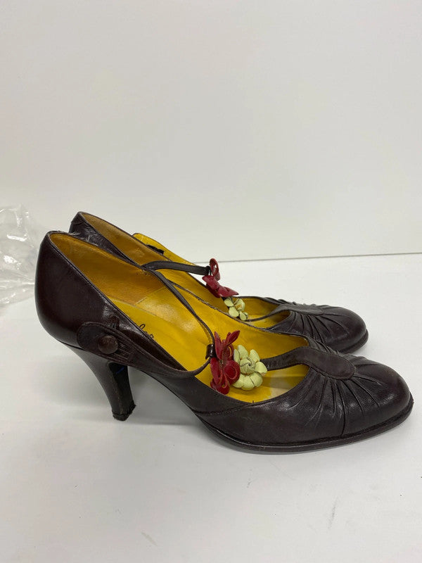 Lovely classic Whistles London leather T bar shoes UK6 LH002