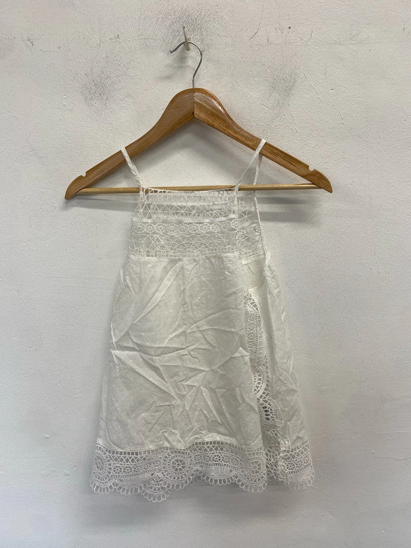 Stunning gap Broderie strap summer white top UK M NN001