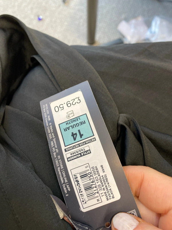 Fabulous M&S black satin blouse Uk14 classic elegant LW005