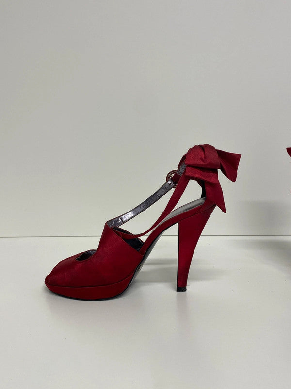 Carvela Elegant Red Satin Bow Detail Heels UK 5 AE001
