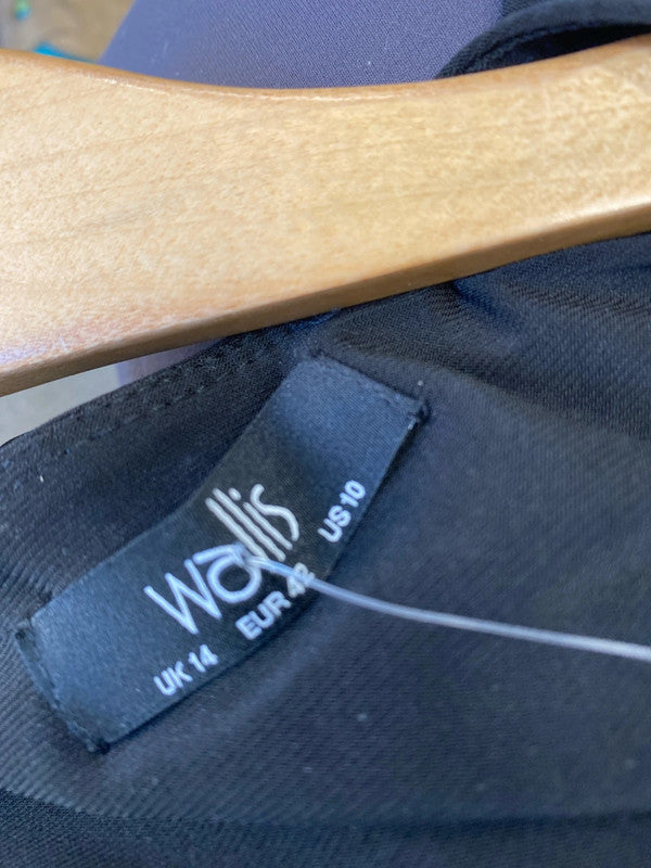 Stunning Wallis jumpsuit tapered leg Uk14 sleeveless party or formal AO001