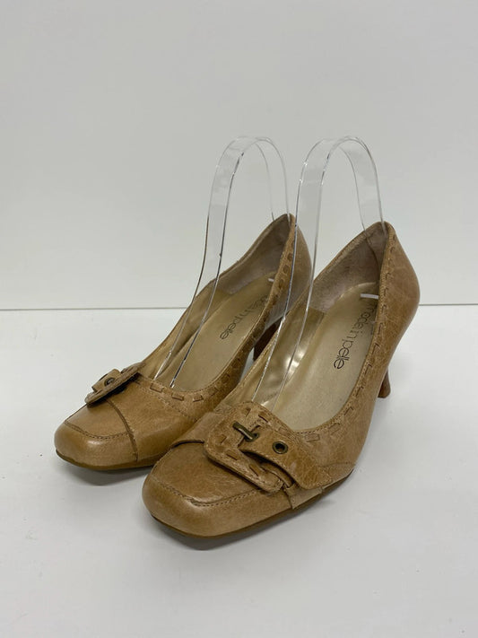 Fabulous Moda in Pelle caramel leather court shoes events formal Uk5 KM004