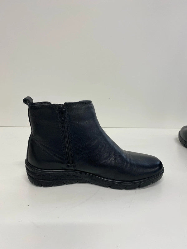 Pavers Chic Black Leather Ankle Boots UK 4 NC001