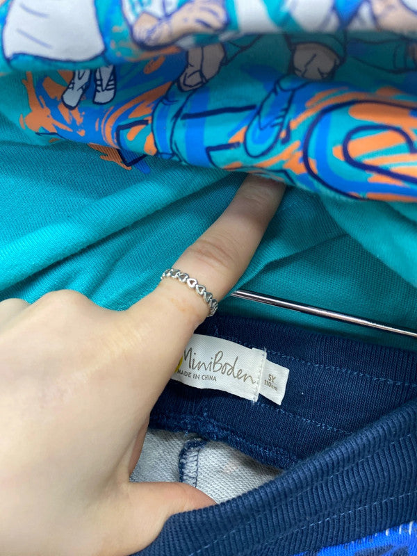 Lovely boys clothing bundle shorts T-shirt Boden hatley ages 5-7 EC001