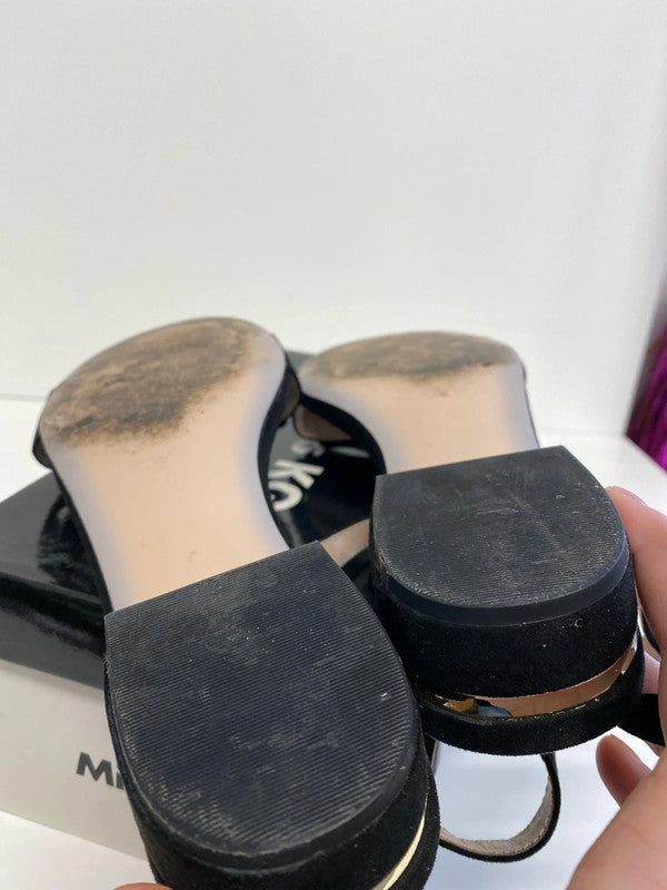 Fabulous Black Sandals with gold details events or parties Uk7 IM001