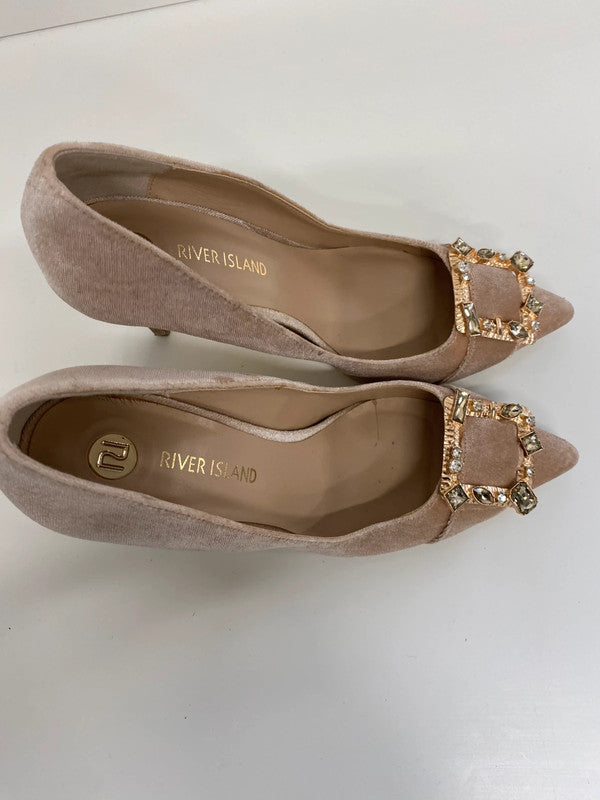 Fabulous River Island blush faux velvet occasion shoes gold buckle UK6 KM004