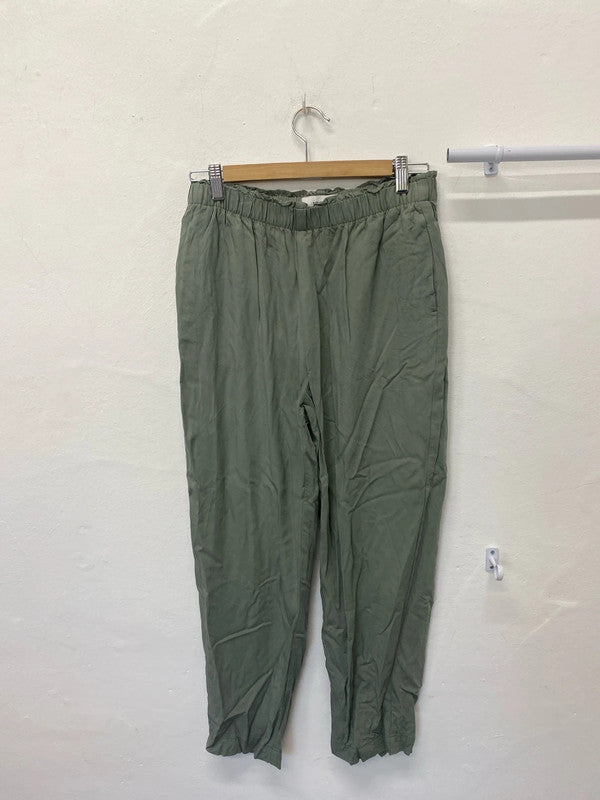 Fabulous Mango Sage green cropped trousers UkM LB004