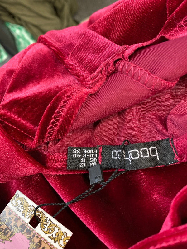 Fabulous Boohoo red velvet Bodycon dress Uk12 LB001