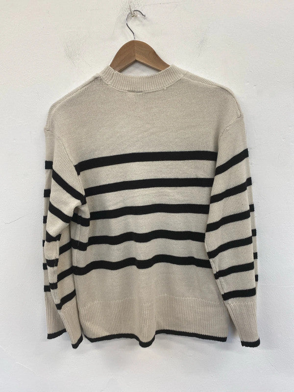Fabulous Striped cream & black knit jumper oversized UkS NC00