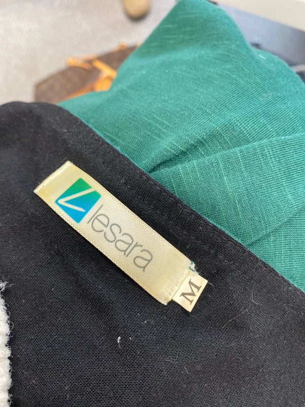 Lovely lesara Forrest green and black jersey top UK M LW005