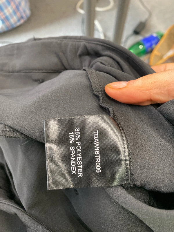 Fabulous Black cropped formal trousers Uk12 Sosandar LW005