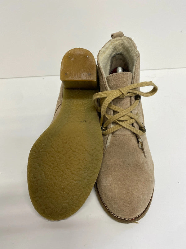 Cute Red or Dead Sherpa beige heel 5.5 JR001