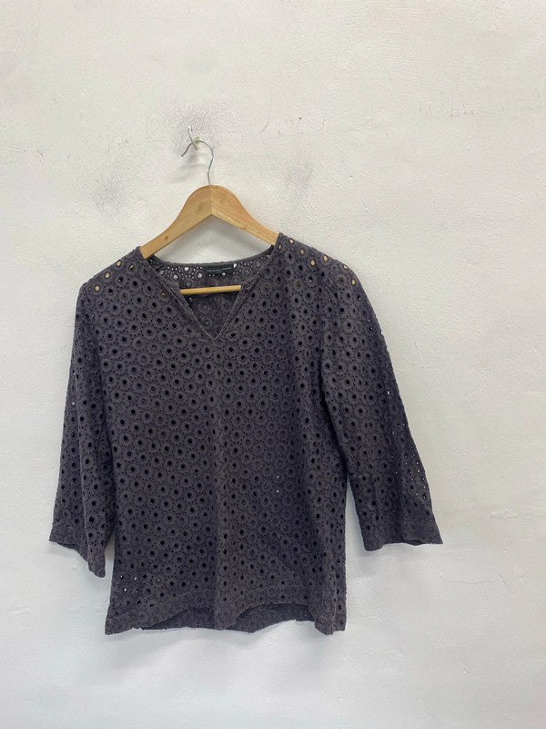 Lovely white company grey broderie top UK 10 MM005