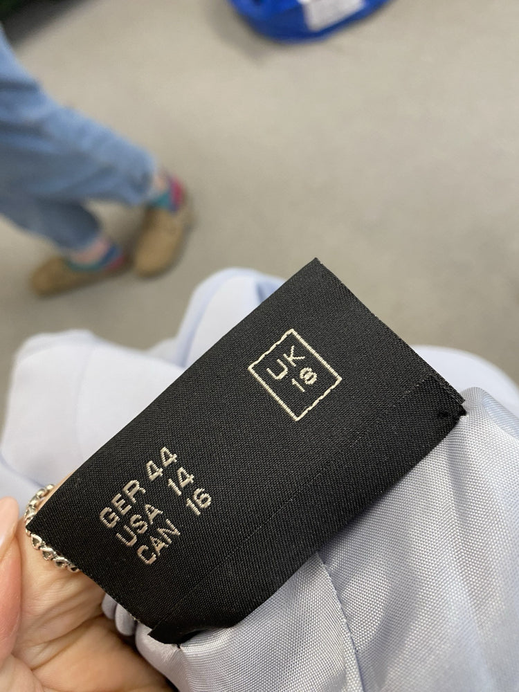 Stunning Frank Usher Powder Blue Skirt Suit Set UK 16-18 IZ001