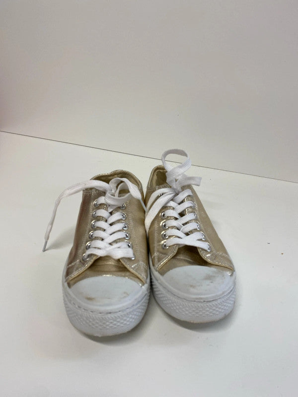 Fabulous Urban Jacks Gold trainers Uk4 JS004