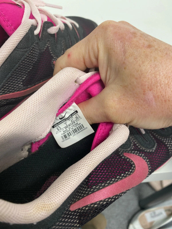 Fabulous NikeAir Max fusion Pinks & Black runners Uk7 CR002