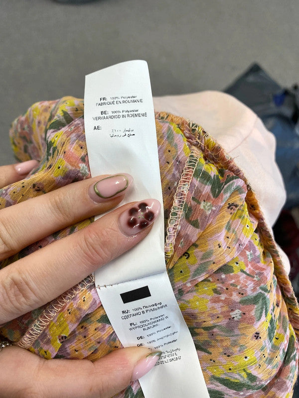 Lovely new look pink floral blouse UK 8 JM008