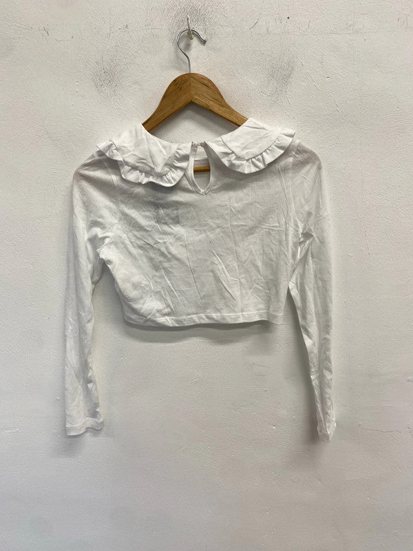 Stunning Wednesdays girl white collared long sleeve crop top UK S JH001